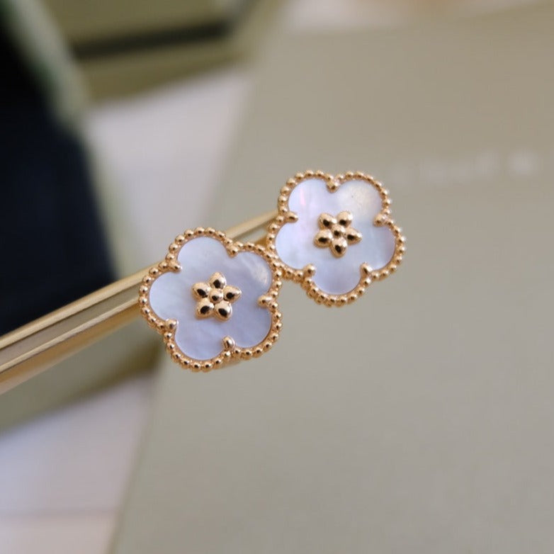 [Royal Jewelry]LUCKY PINK GOLD WHITE MOP EARRINGS