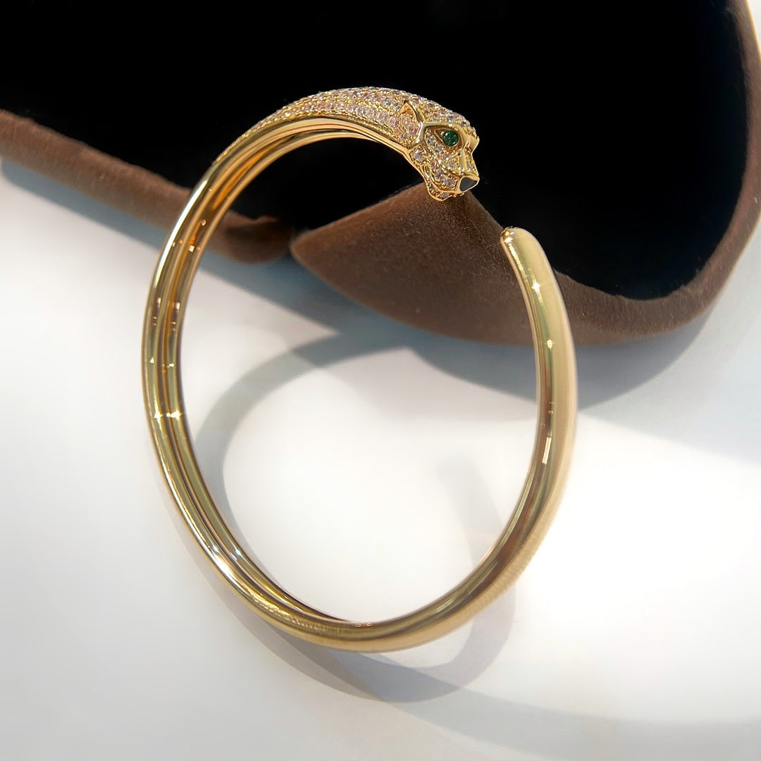 [ロイヤルジュエリー]パンテール ゴールドダイヤモンド オープンブレスレット