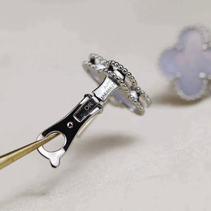 [Royal Jewelry]CLOVER MEDIUM 1 MOTIFS  WHITE MOP EARRINGS SILVER