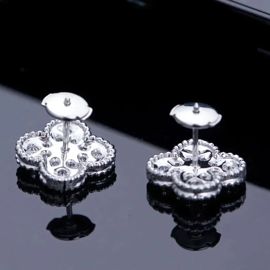 [Royal Jewelry]CLOVER 1 MOTIFS DIAMOND STUD EARRINGS SILVER