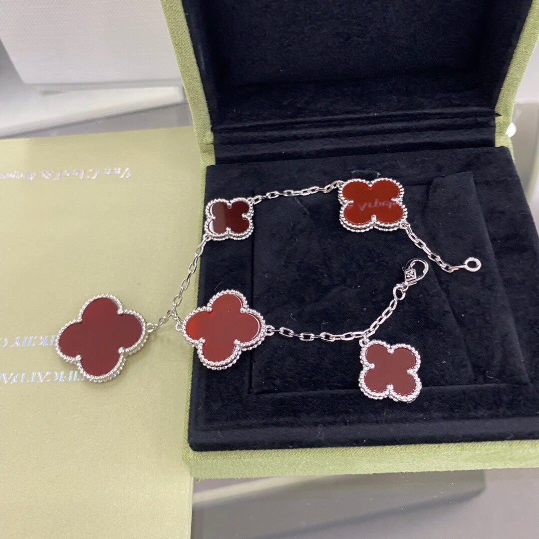 [Royal Jewelry]CLOVER 5 MOTIFS SIVLER CARNELIAN BRACELET