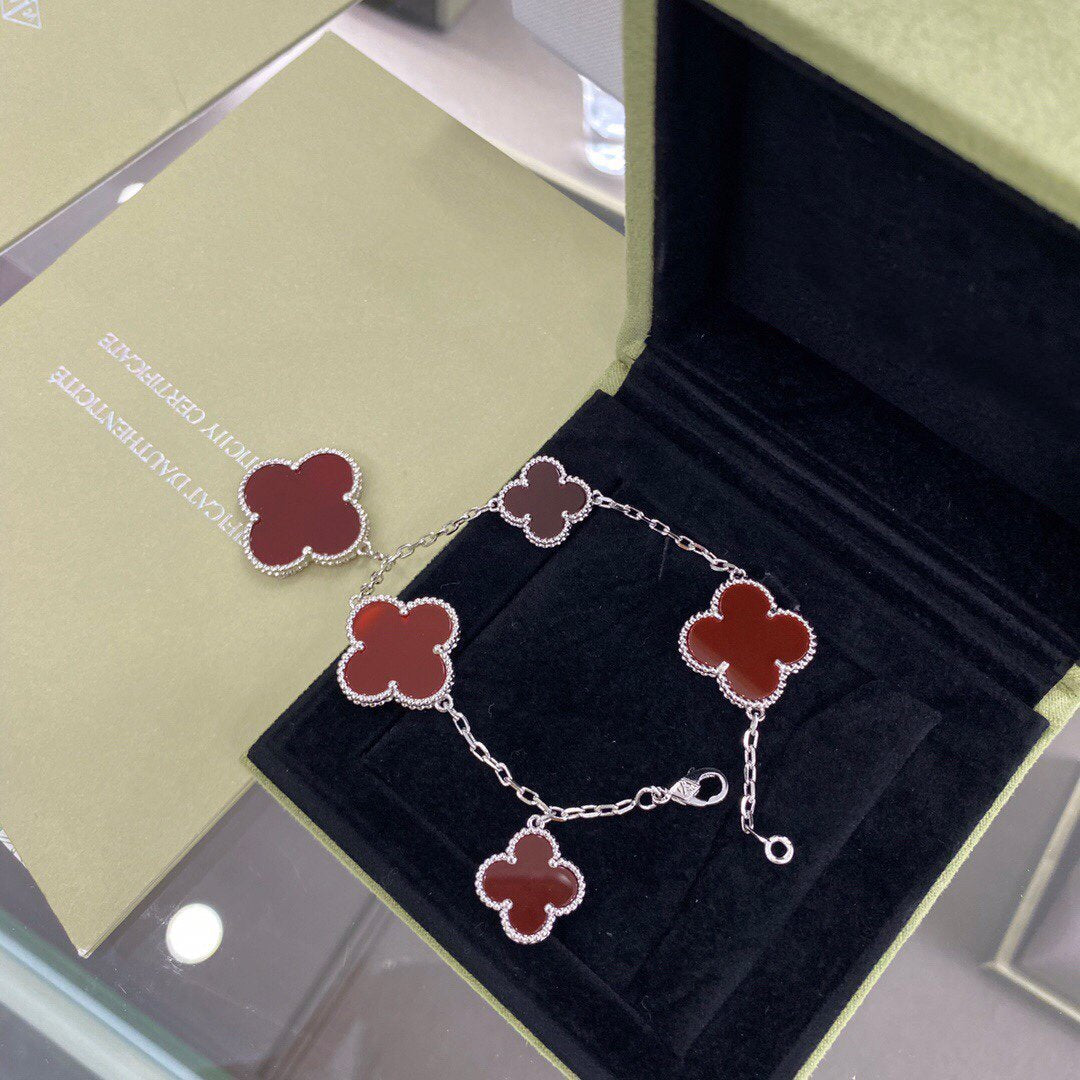 [Royal Jewelry]CLOVER 5 MOTIFS SIVLER CARNELIAN BRACELET