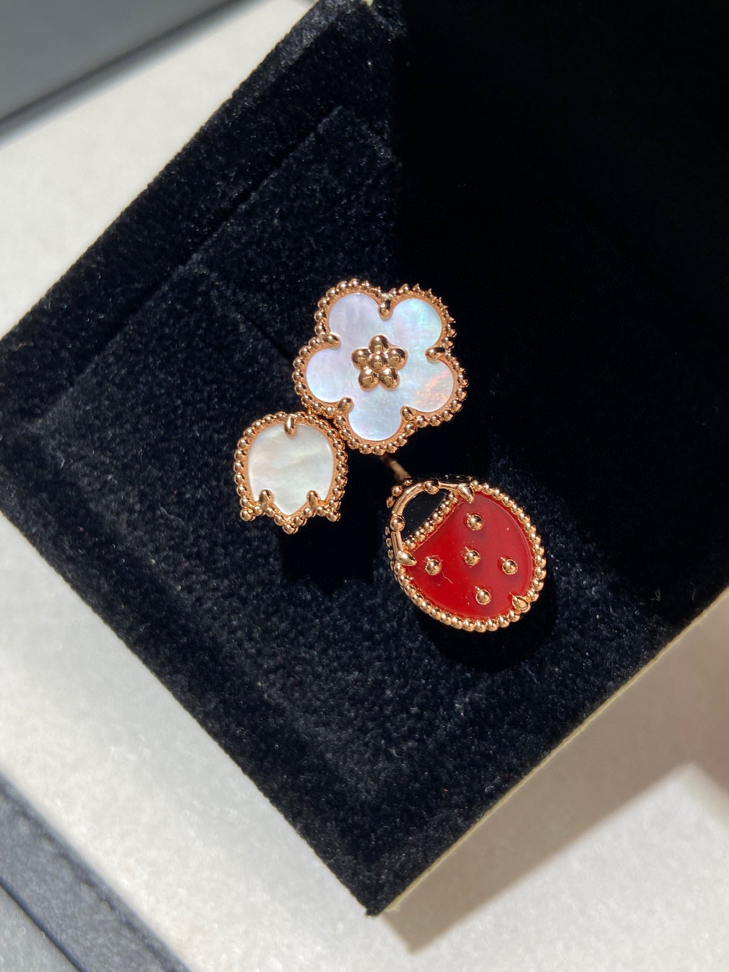 [Royal Jewelry]LUCKY 3 MOTIF ROSE GOLD RING