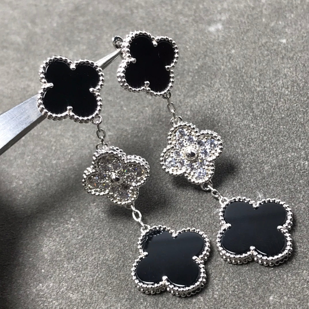 [Royal Jewelry]CLOVER 3 MOTIF DIAMOND ONYX SILVER EARRINGS