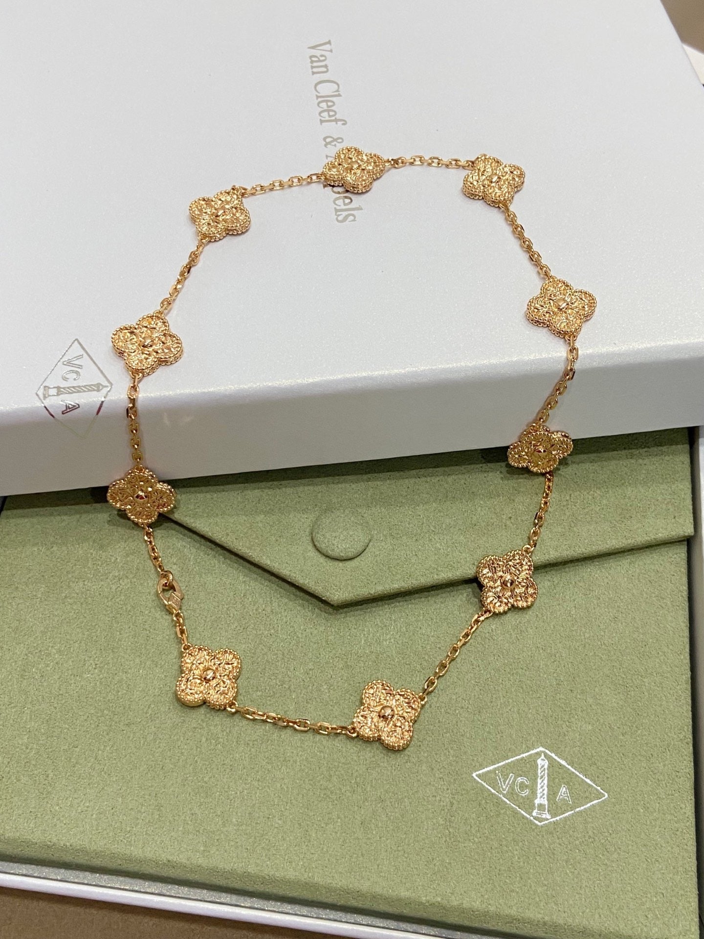 [Royal Jewelry]CLOVERS THE 10-MOTIFS NECKLACE