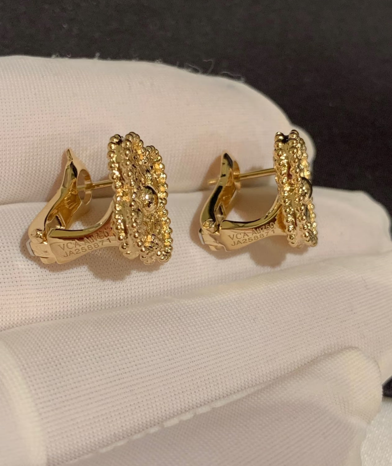 [Royal Jewelry]CLOVER MEDIUM 1 MOTIFS LAVA EARRINGS