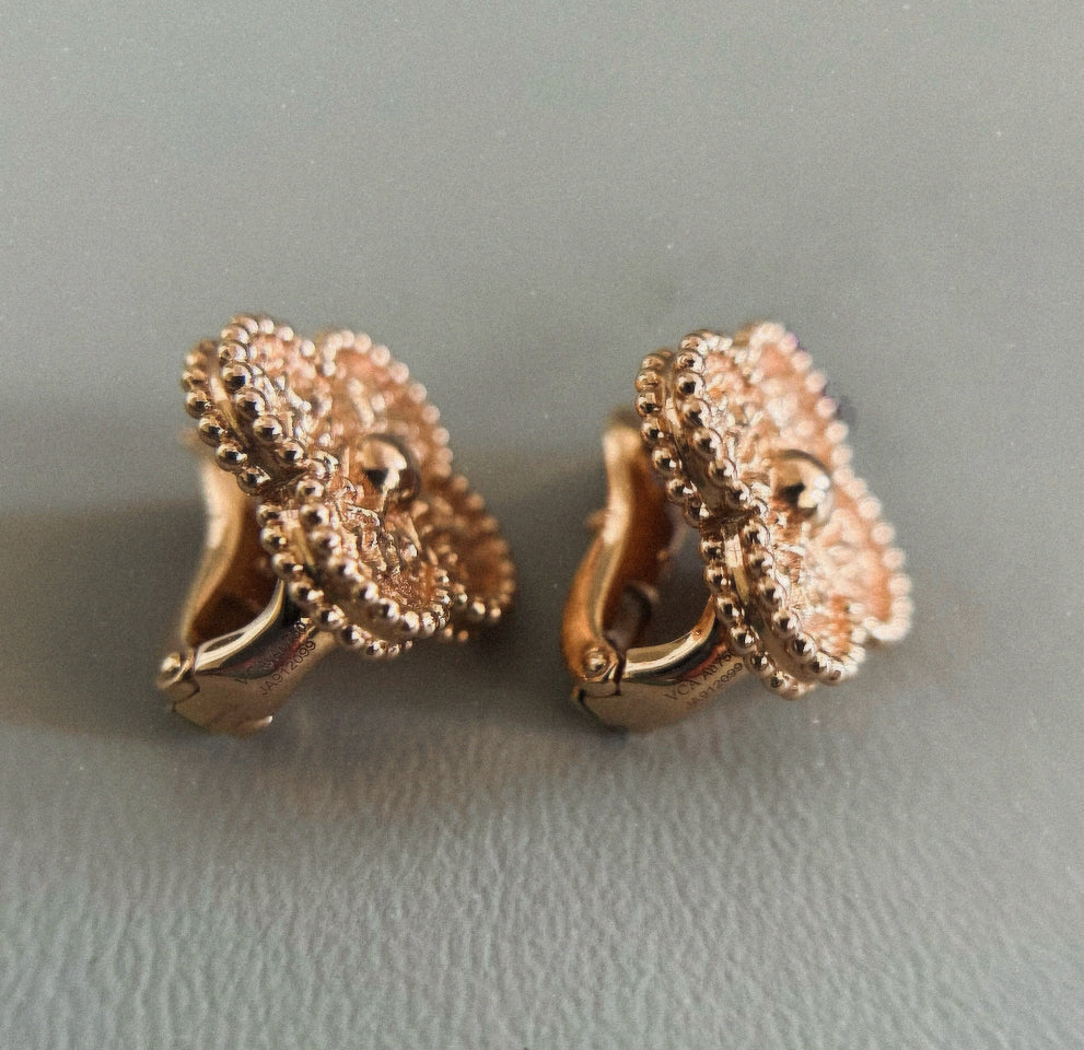 [Royal Jewelry]CLOVER MEDIUM 1 MOTIFS LAVA EARRINGS