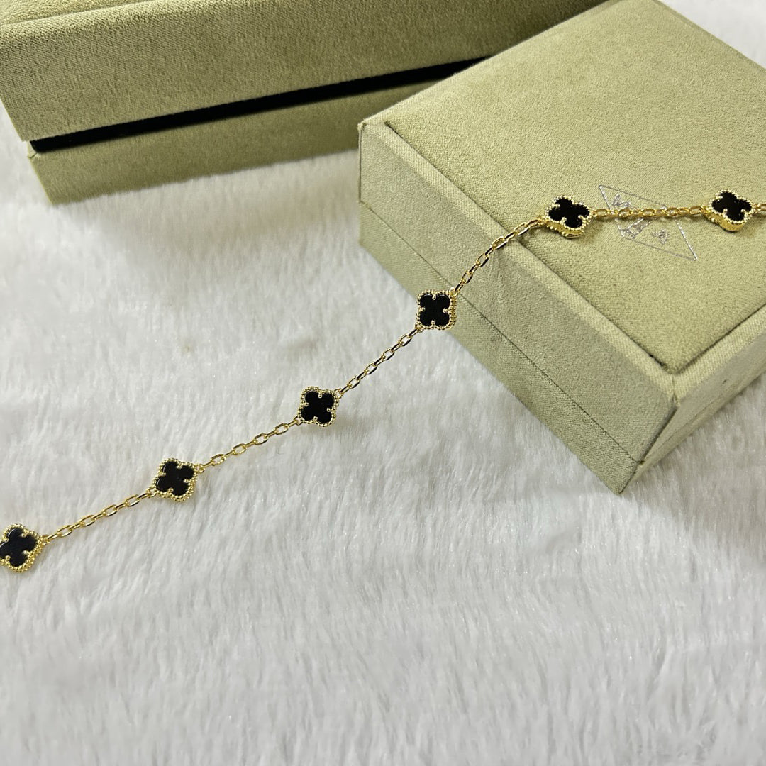 [Royal Jewelry]クローバー6モチーフ オニキスブレスレット