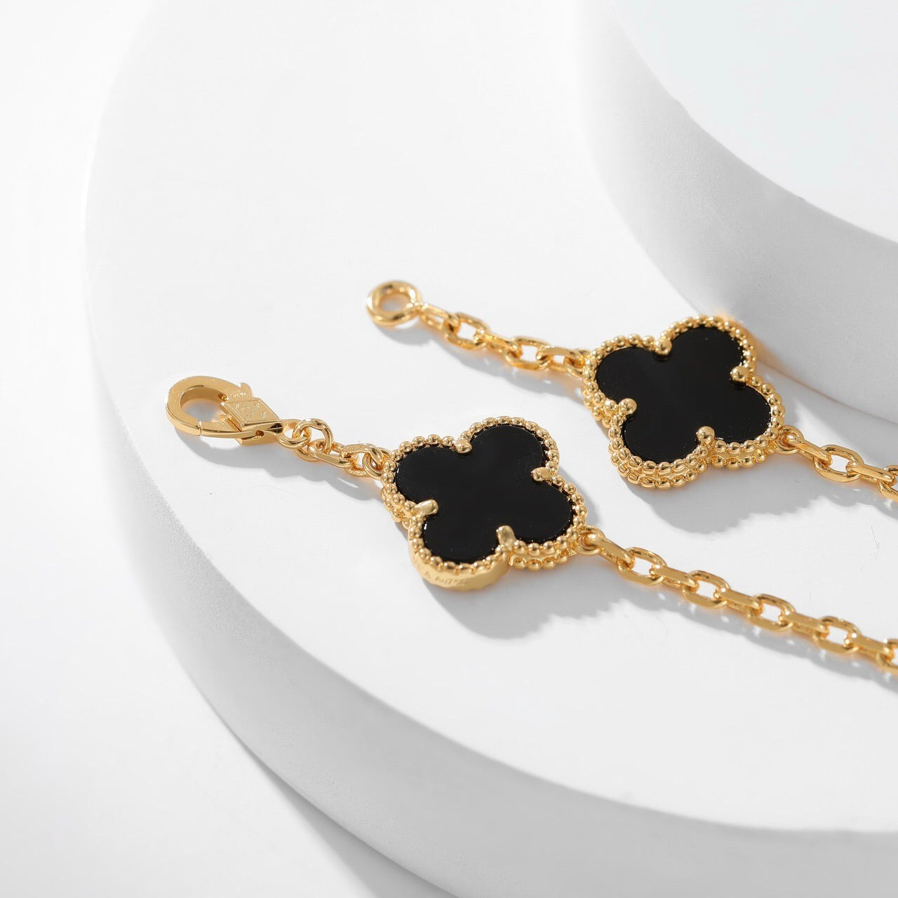 [Royal Jewelry]CLOVERS THE 10-MOTIFS ONYX NECKLACE