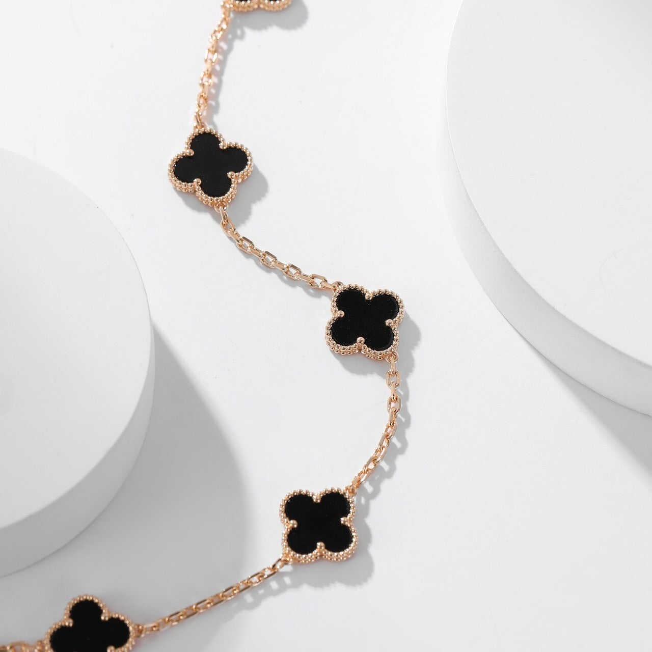 [Royal Jewelry]CLOVERS THE 10-MOTIFS ONYX NECKLACE