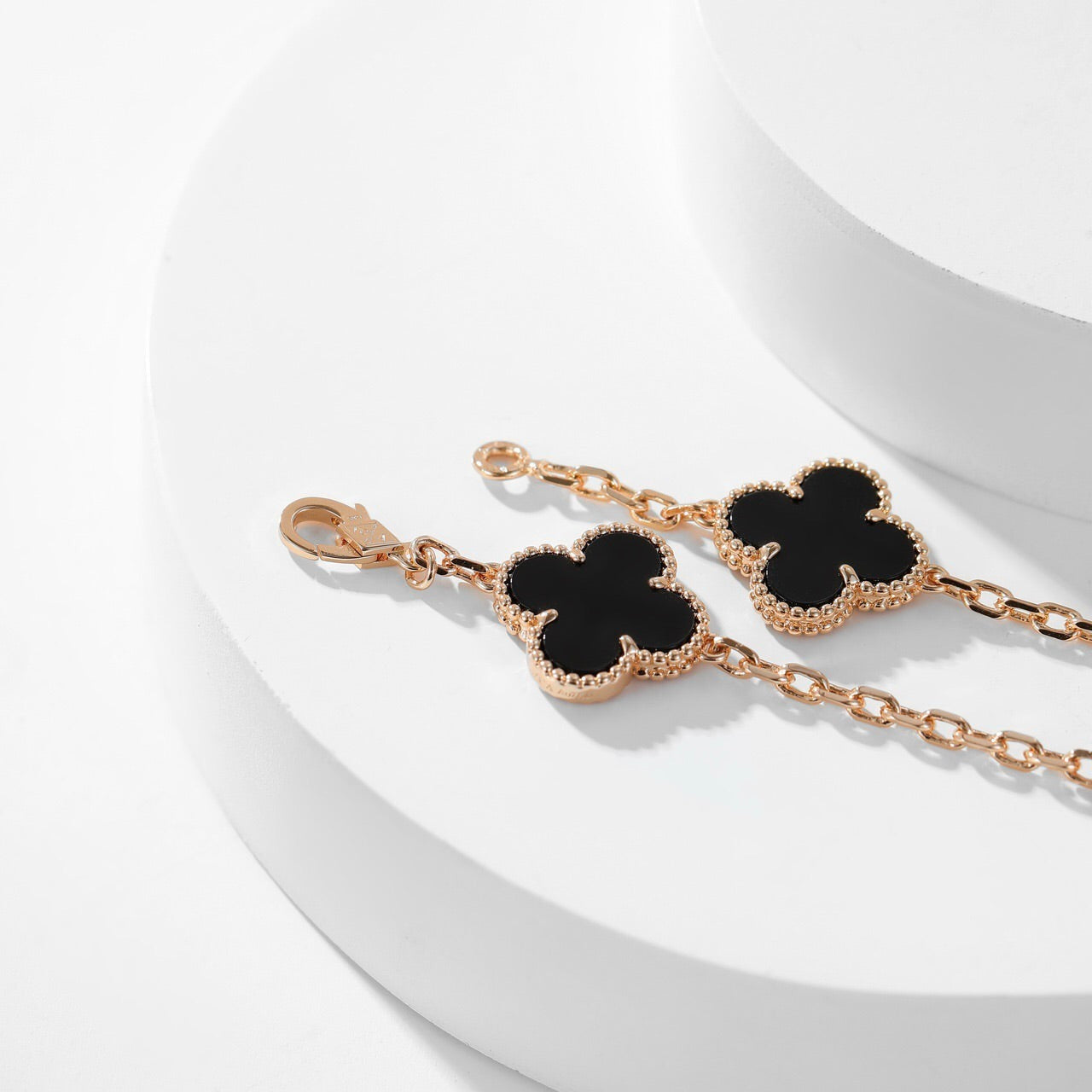 [Royal Jewelry]CLOVERS THE 10-MOTIFS ONYX NECKLACE