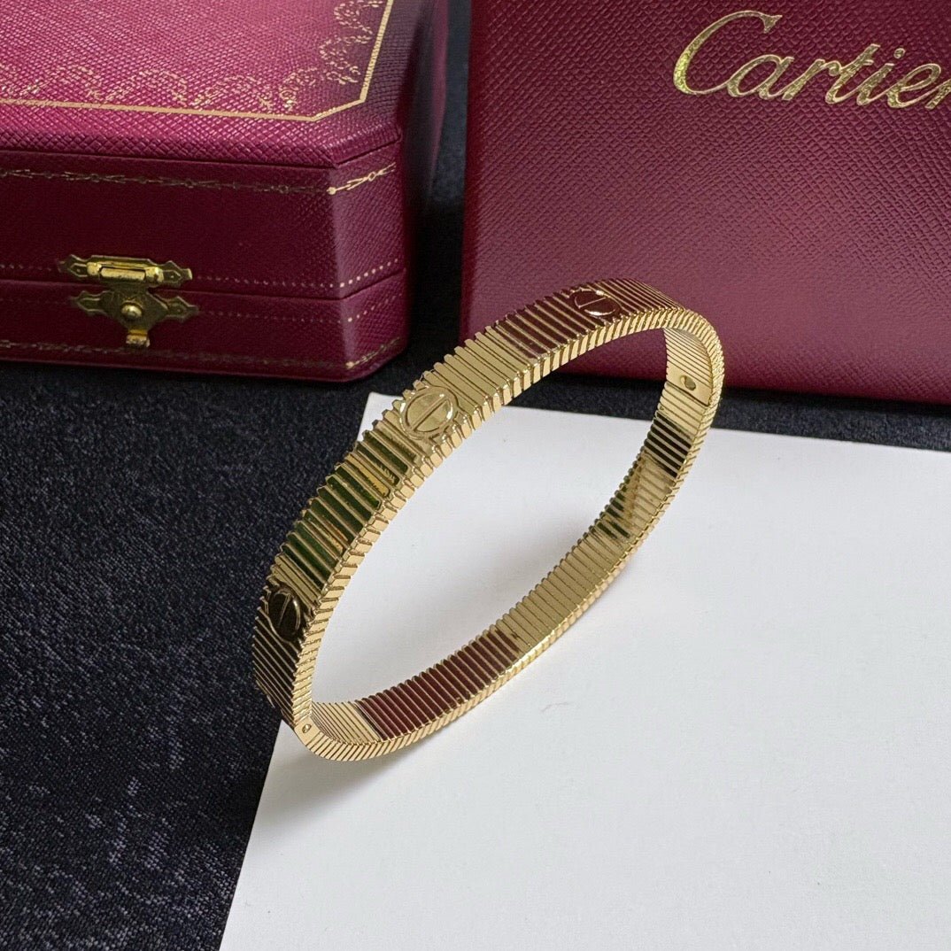 [ロイヤルジュエリー]ラブアンリミテッドブレスレット