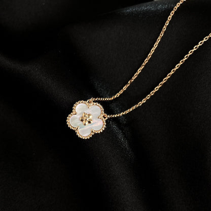 [Royal Jewelry]LUCKY  WHITE MOP  PLUM BLOSSOM NECKLACE