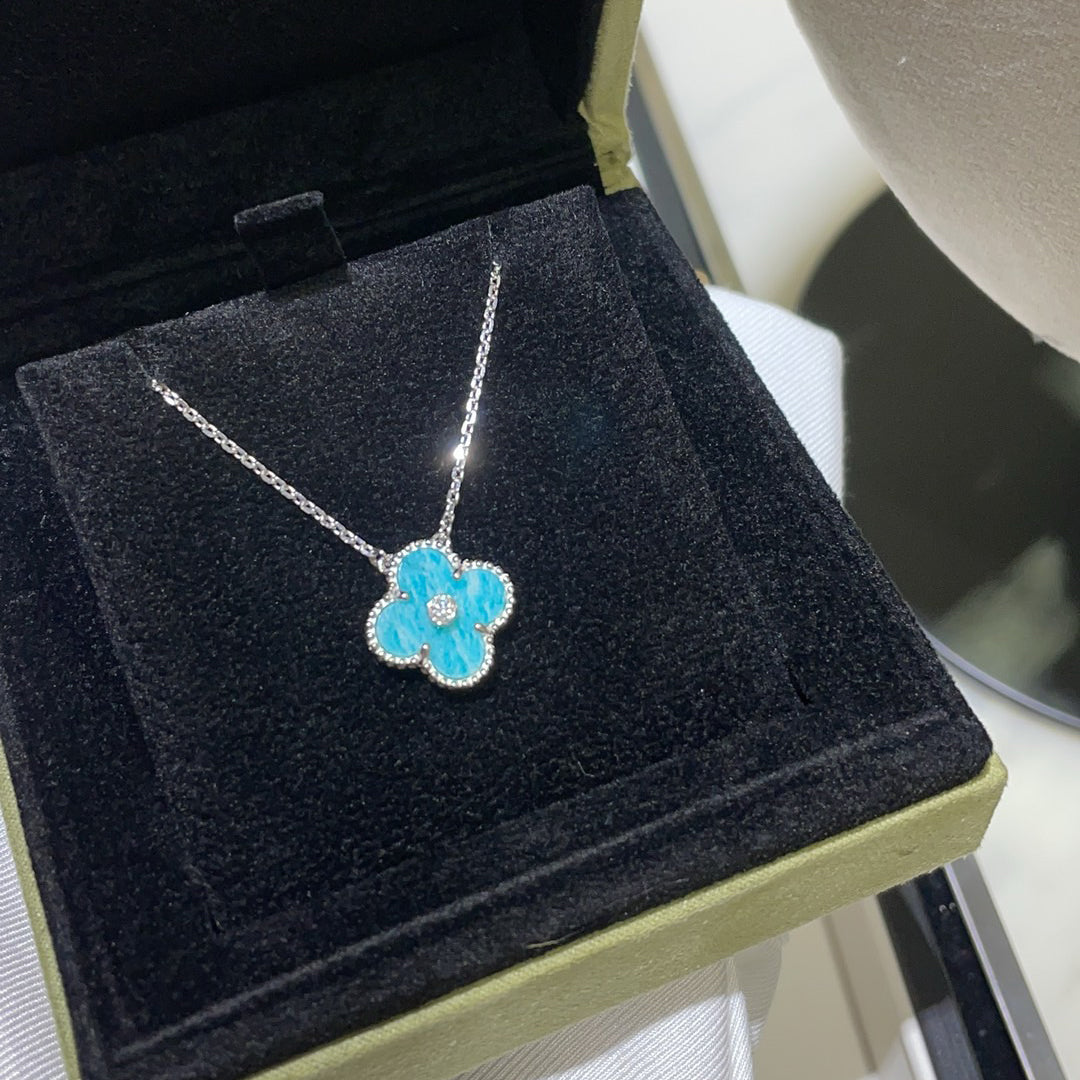 [Royal Jewelry]CLOVER 15MM DIAMOND SVRES PORCELAIN  NECKLACE SILVER