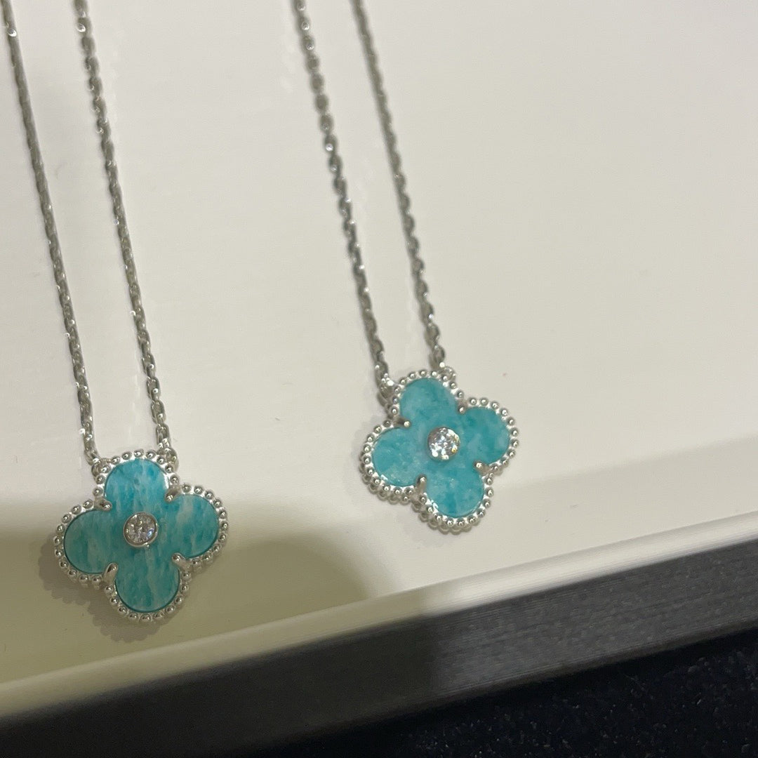 [Royal Jewelry]CLOVER 15MM DIAMOND SVRES PORCELAIN  NECKLACE SILVER