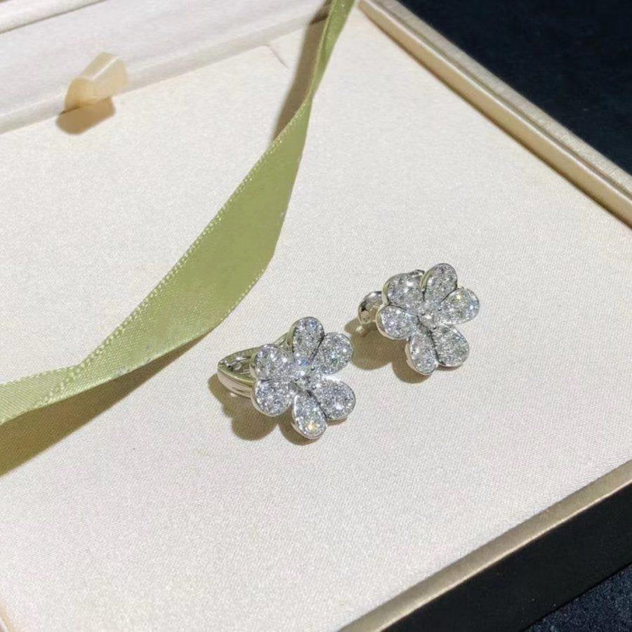[Royal Jewelry]FRIVOLE SILVER FLOWER DIAMOND EARRINGS